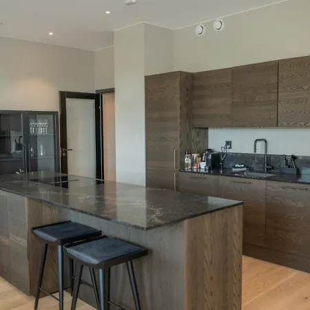Center Exclusive In Bykronen Stavanger